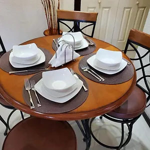 Maison Romantique Apartment Kingston